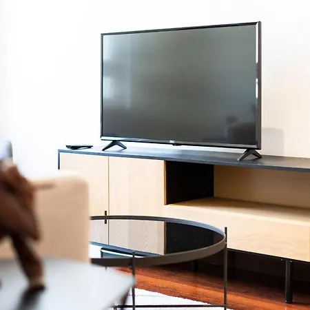 And Chill By Cisan * سان سيباستيان